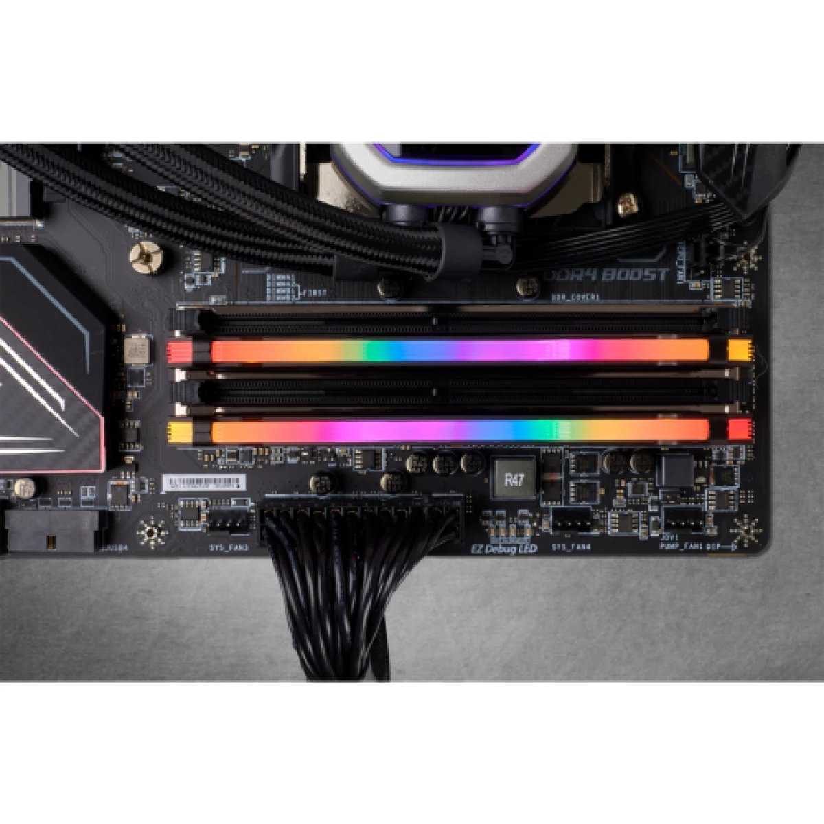 Galery – Corsair Vengeance CMW16GX4M2D3600C18 módulo de memória 16 GB 2 x 8 GB DDR4 3600 MHz0