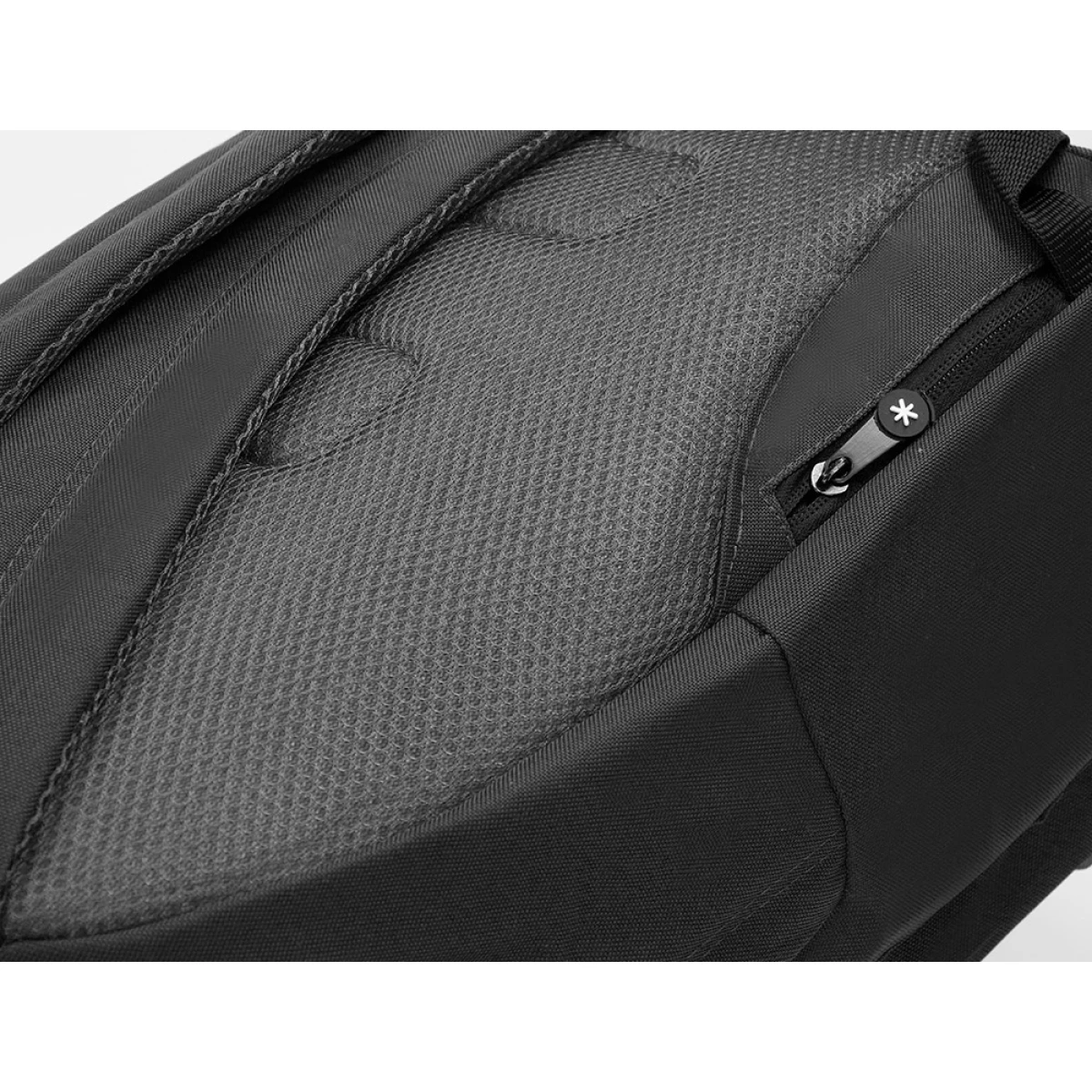 Galery – Mochila para portatil 14,1/’ antartik com pega e bolsos com fecho cor preto 310x160x410 mm0