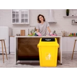 Galery – Contentor de lixo q-connect plastico com tampa de empurrar 58 litros 470x330x760 mm amarelo0