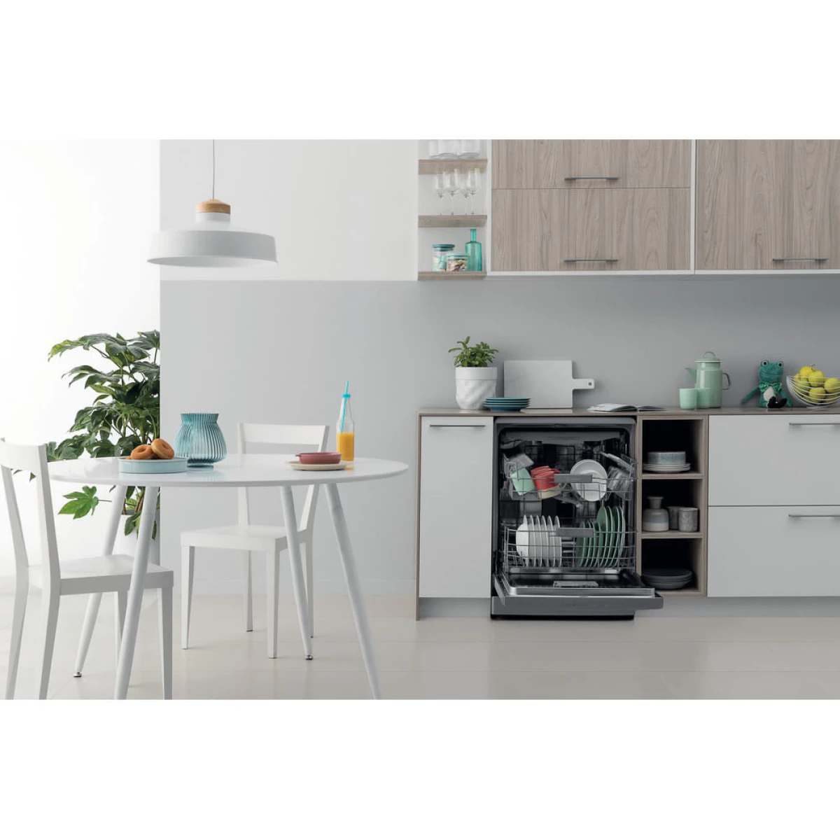 Galery – MÁQUINA DE LAVAR LOUÇA INDESIT – DFO 3T133 A F X0