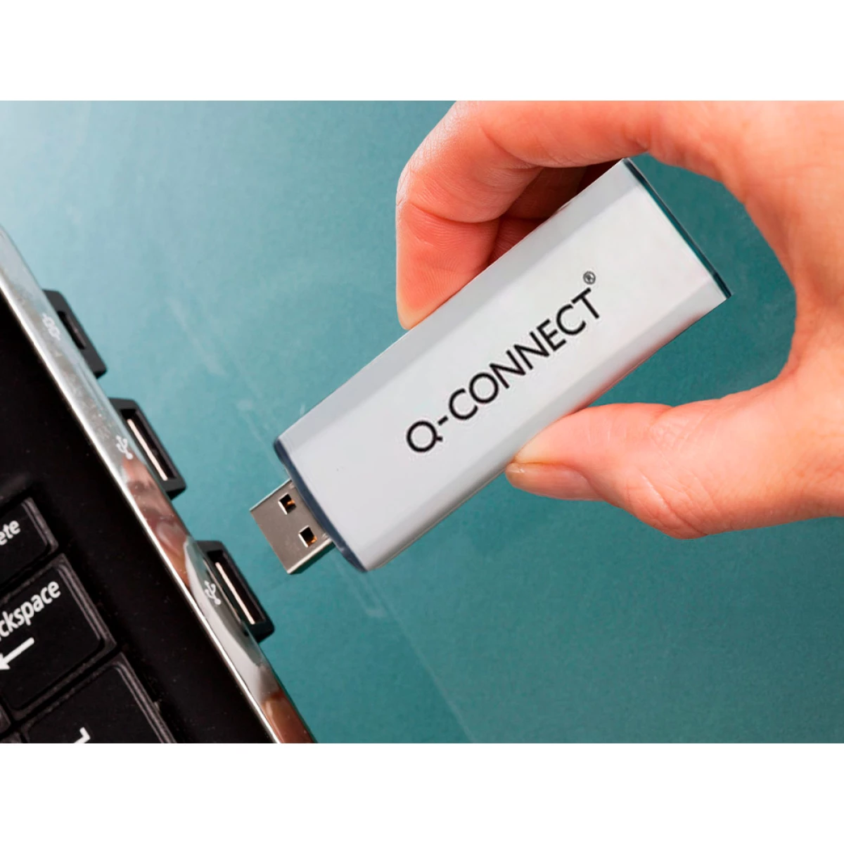 Galery – Pen drive usb q-connect flasf 128 gb 3.00