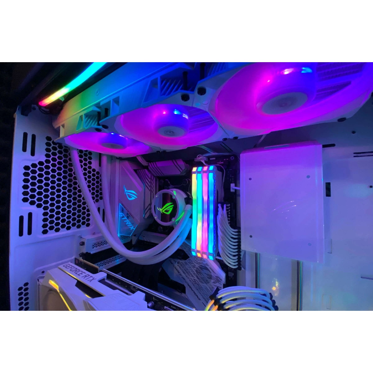 Galery – ASUS ROG Strix LC 240 RGB White Edition Processador Refrigerador líquido all-in-one 12 cm Branco0