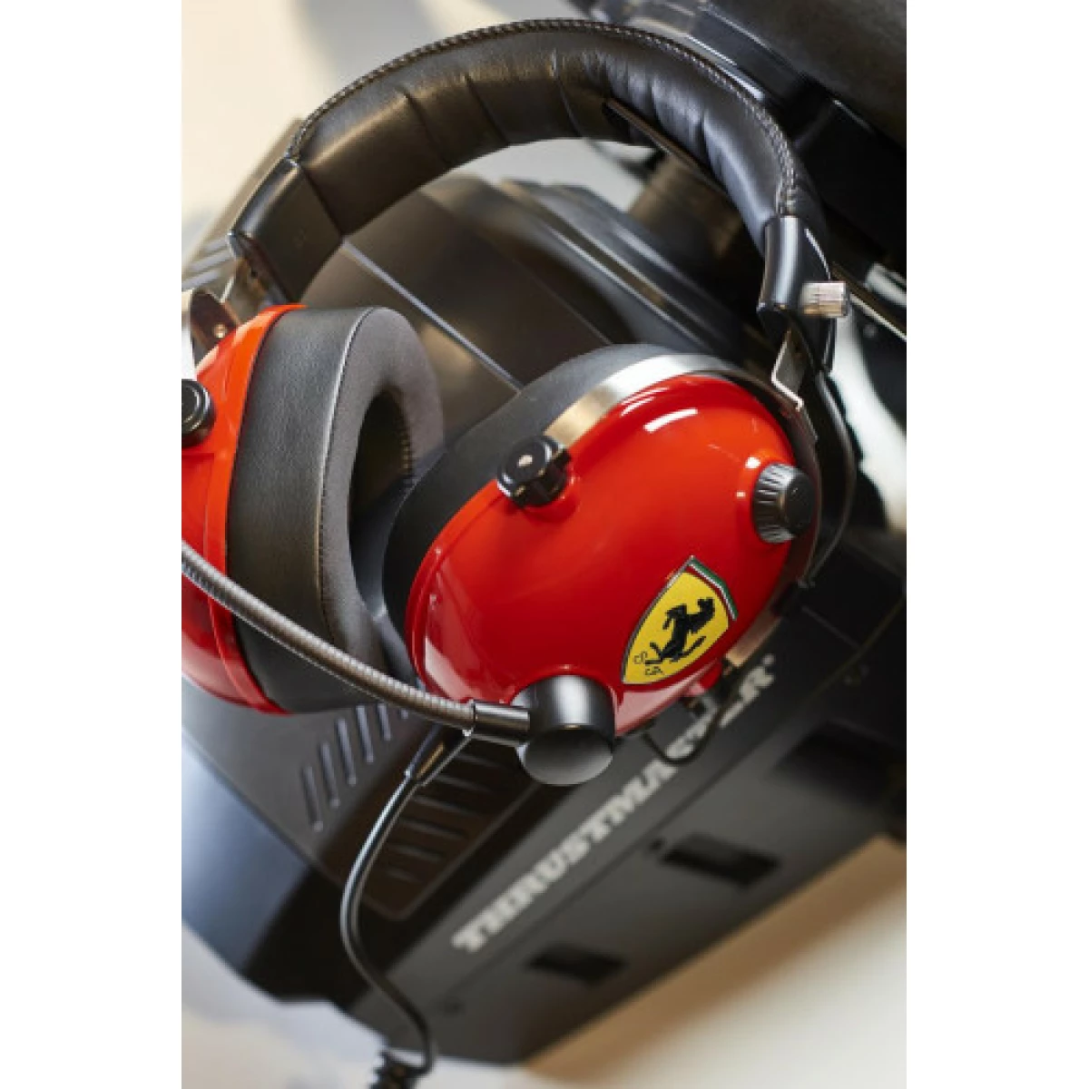 Galery – Thrustmaster Novo! T.Racing Scuderia Ferrari Edition Fones de ouvido Faixa de cabeça conector de 3,5 mm Preto, Vermelho0