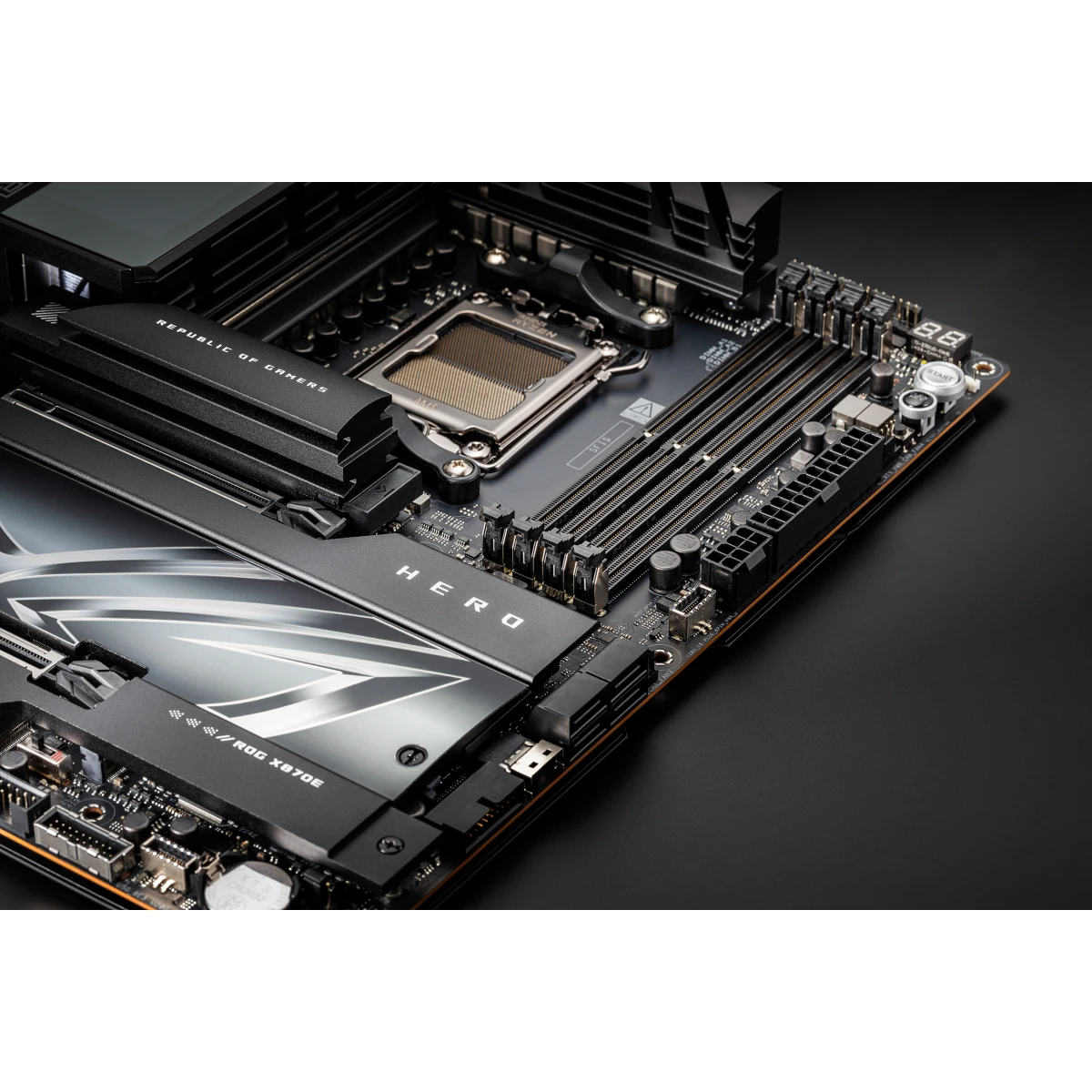 Galery – ASUS ROG CROSSHAIR X870E HERO AMD X870E Ranhura AM5 ATX0