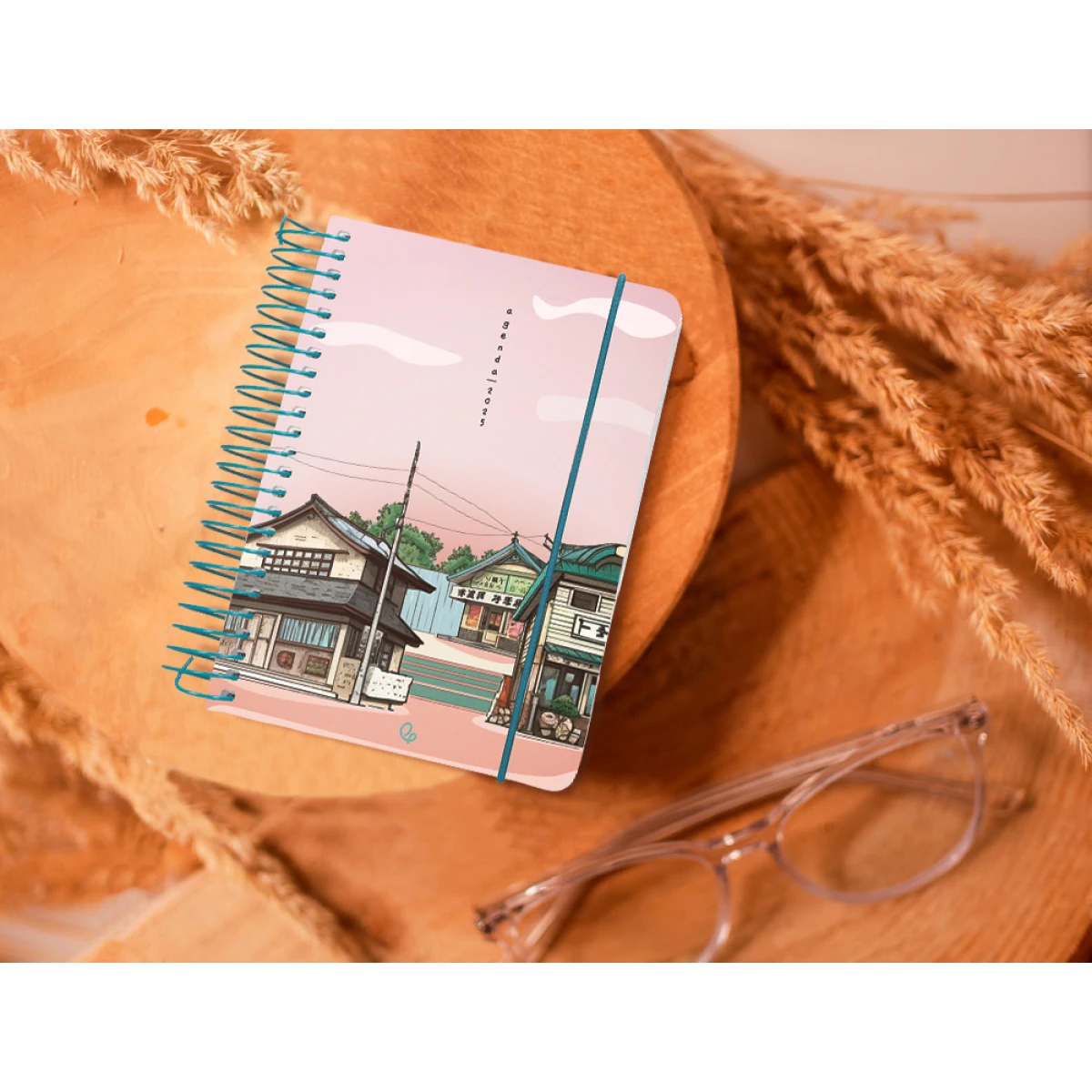 Galery – Agenda espiral liderpapel santorini a6 2025 dia pagina 4 desenhos sortidos papel 60 gr – 8 unidades0