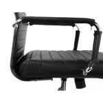 Cadeira q-connect escritorio bosa imitacao de pele base metalica alt max 1130 larg 550 prof 630 mm rodas premium cor pre
