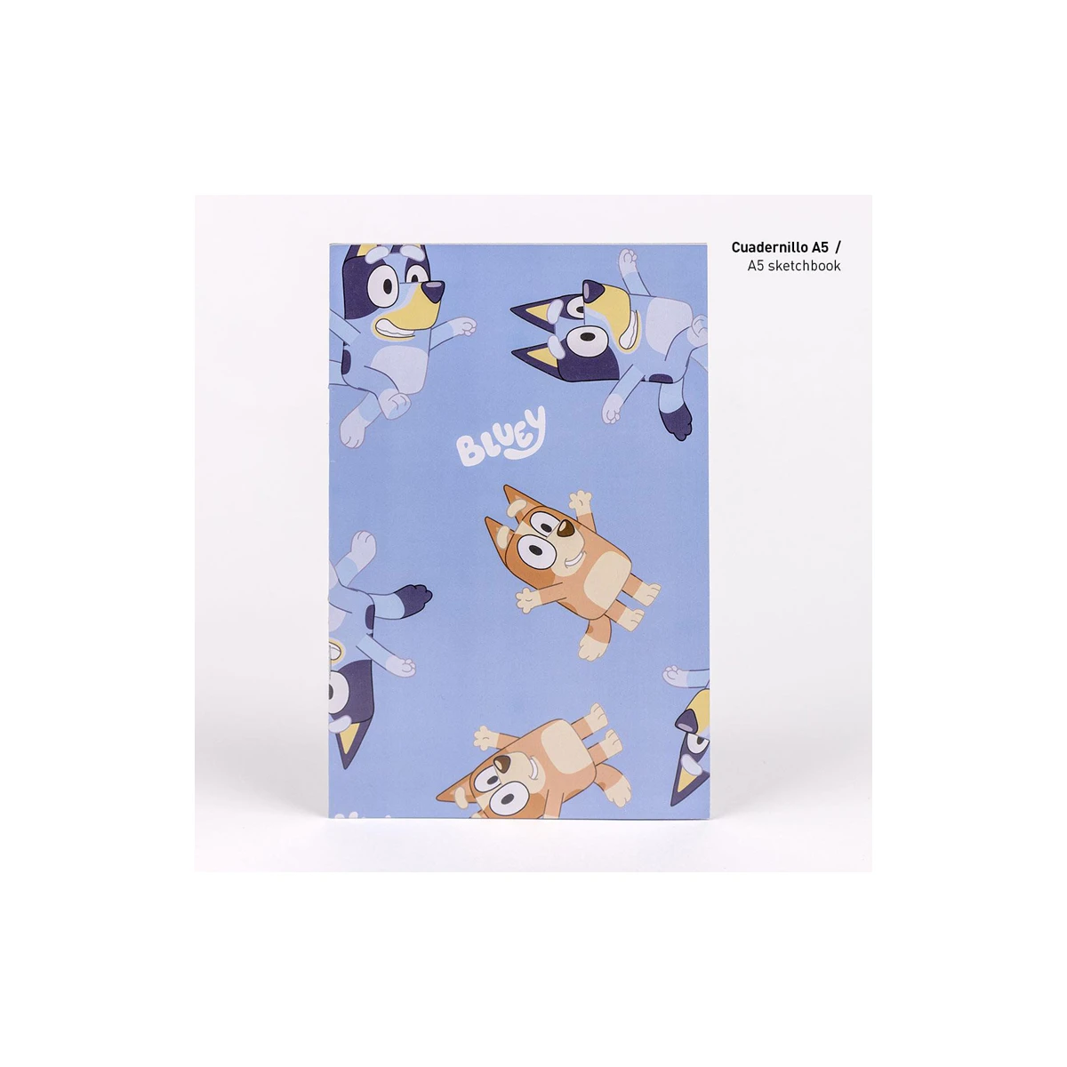 Conjunto de artigos papelaria cerda colorir bluey