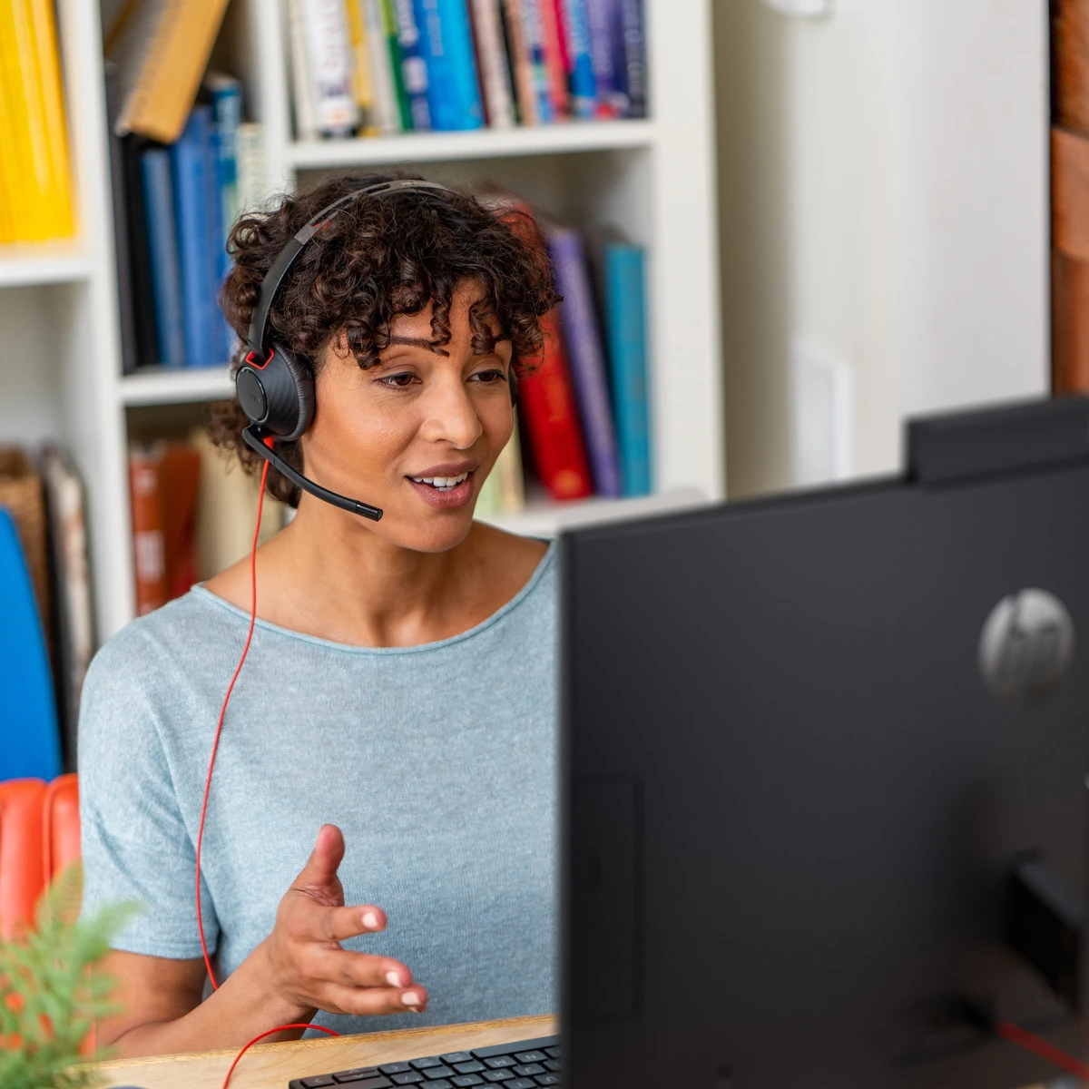 POLY Headset Blackwire C5220 com USB-C + Cabo em linha