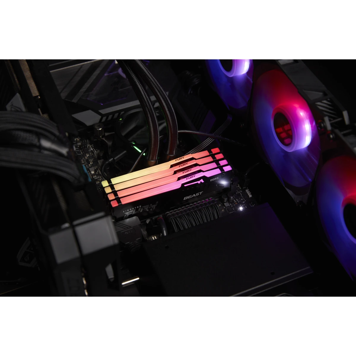 Kingston Technology FURY Beast RGB módulo de memória 64 GB 4 x 16 GB DDR5