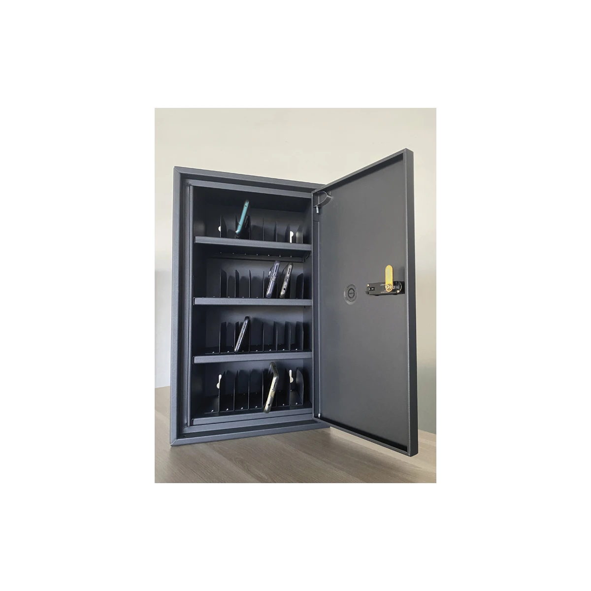Armario metalico iorder 32 moviles cerradura con combinacion color gris