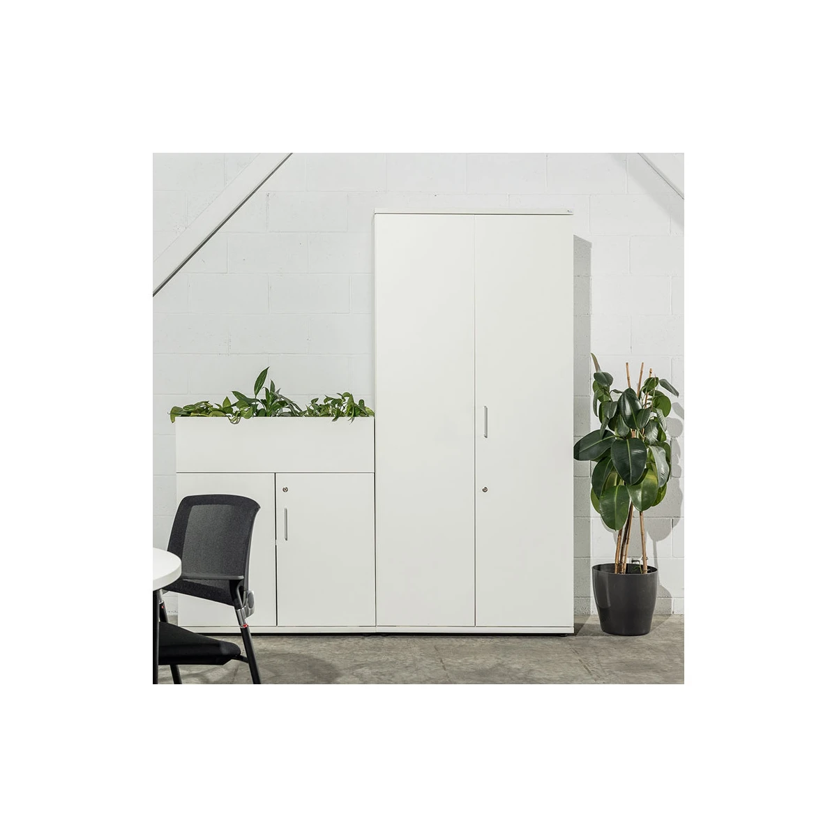 Armario rocada com cinco estantes serie store 195x90x45 cm acabamento aw04 branco/branco
